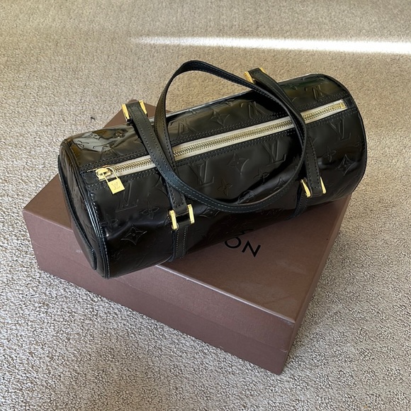 Louis Vuitton Handbags - Louis Vuitton Bedford bag